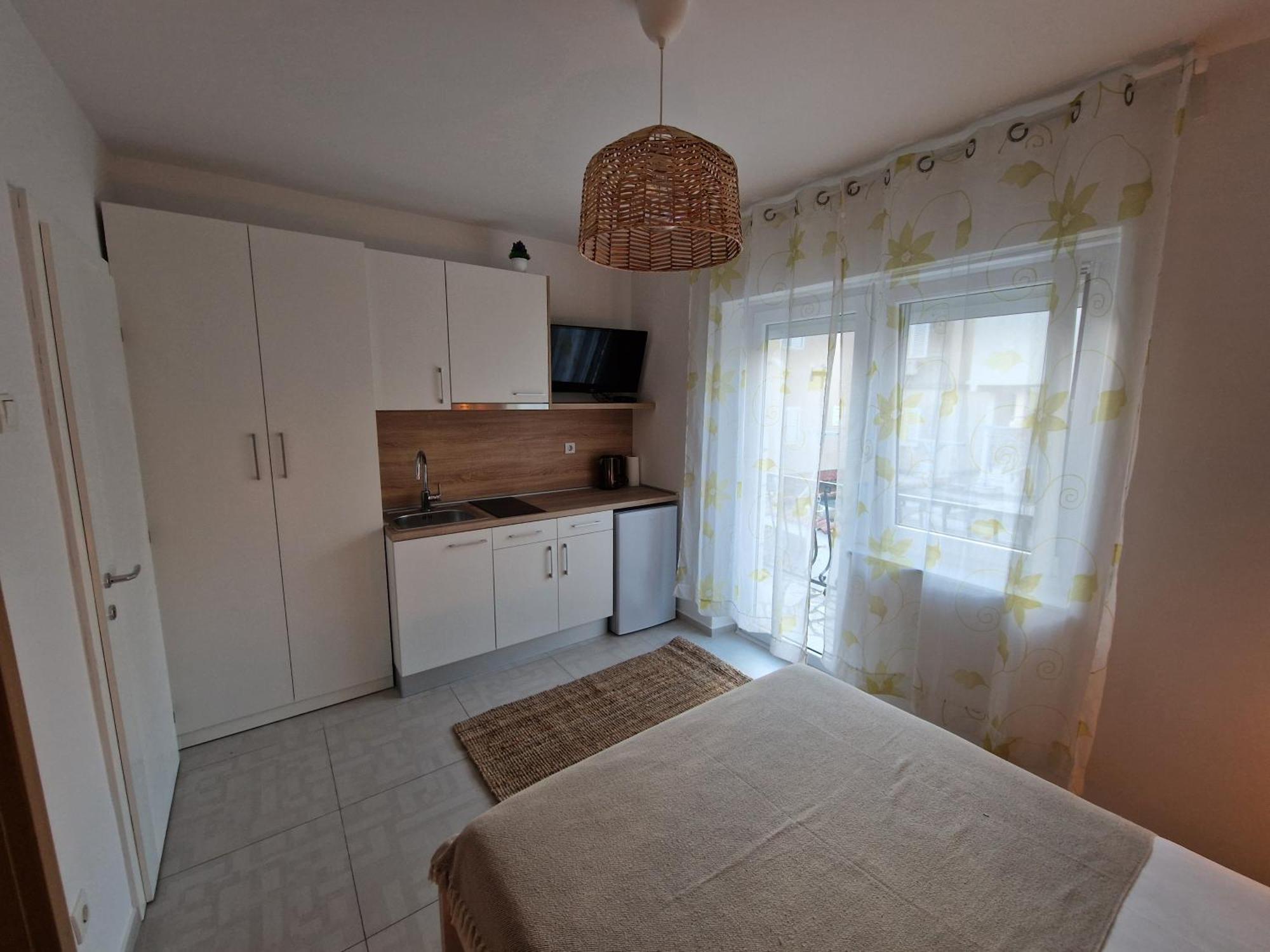 Apartmani Vukusic Promajna Quarto foto